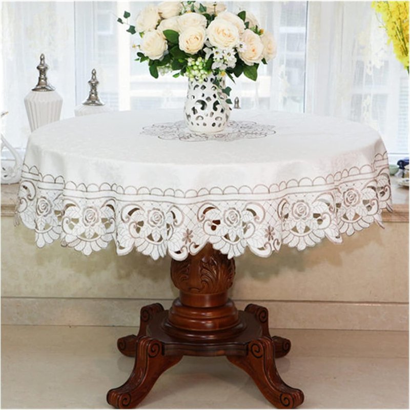 Round tablecloth