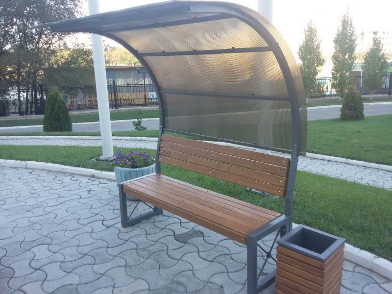 Park bench with a canopy SP170