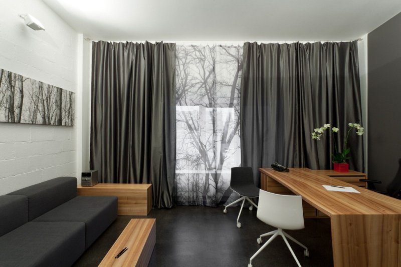 Gray curtains in the interior