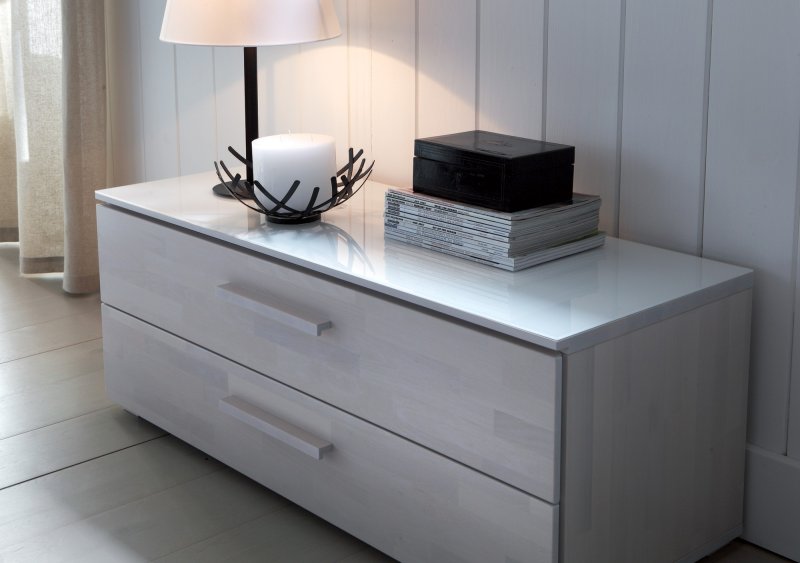 Chest of drawers white gloss