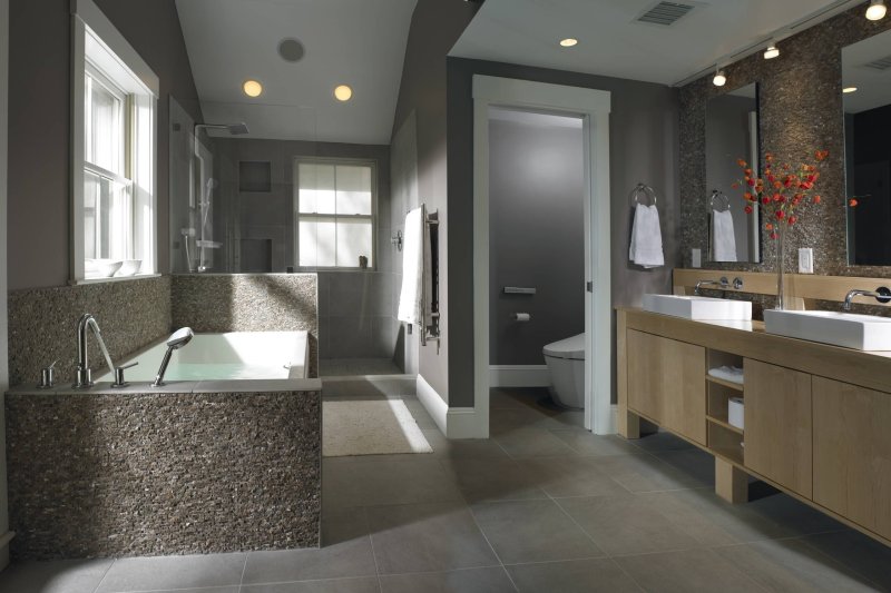 Gray bathroom design