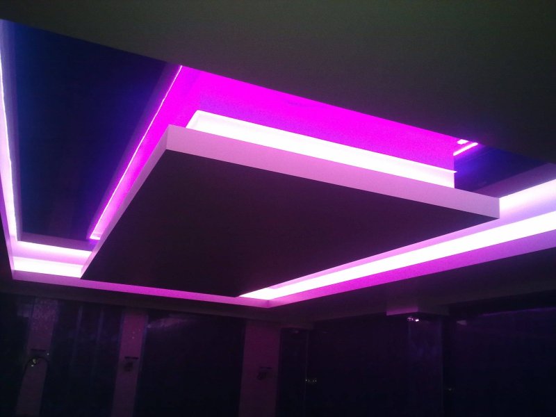 Neon illumination of the ceiling