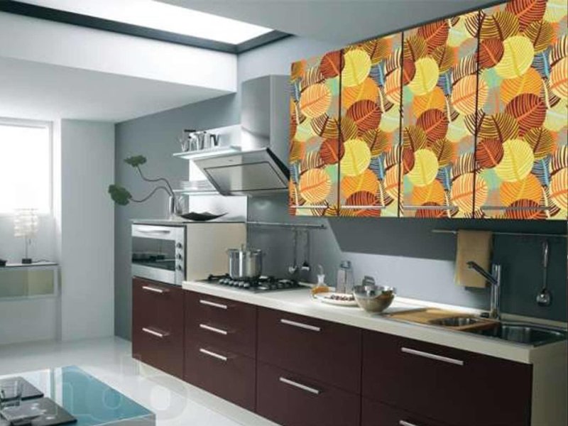 Self -adhesive film for the kitchen