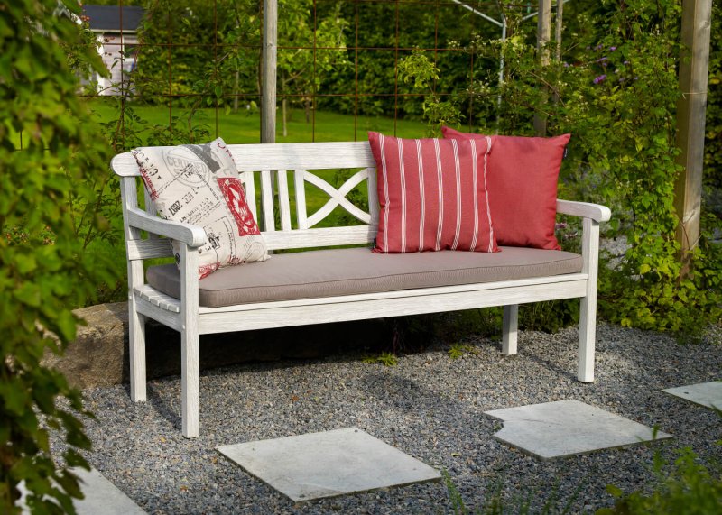 Garden bench. art. 303.763.32