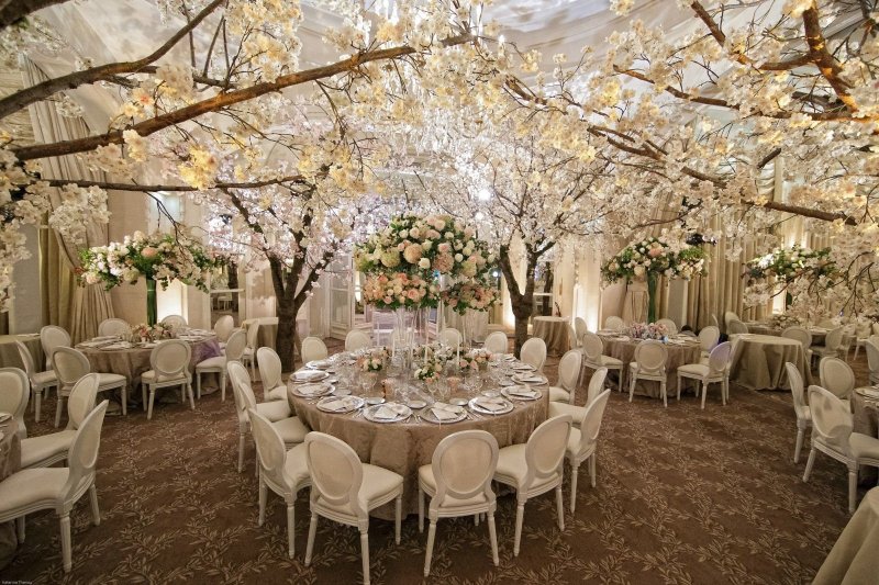 Banquet Hall Decor for Wedding