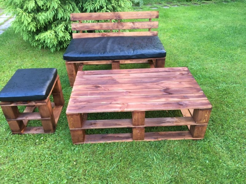 Garden furniture from pallets