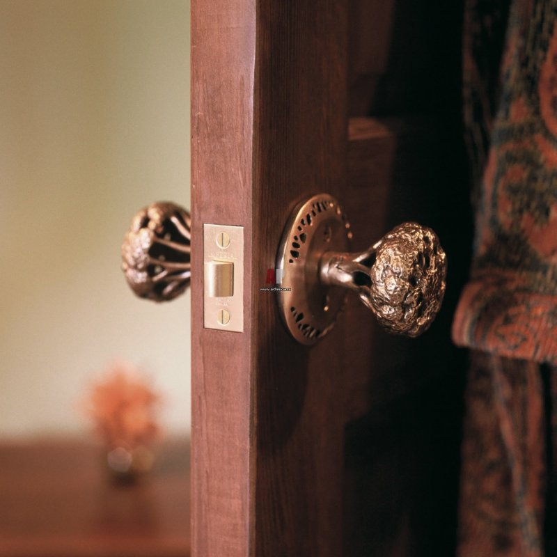 Door knob