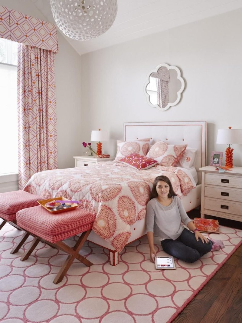 Pink bedroom