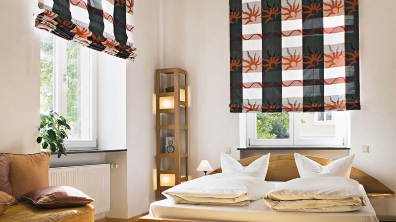 Roman curtains in the Scandinavian style