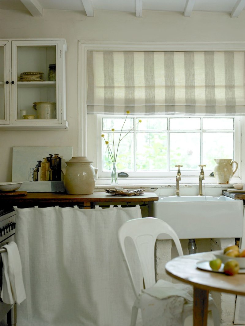 Roman curtain in a modern interior