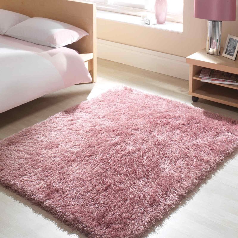 Fluffy rug