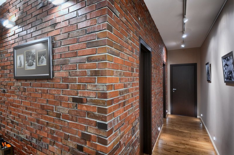 Decoration with decorative brick