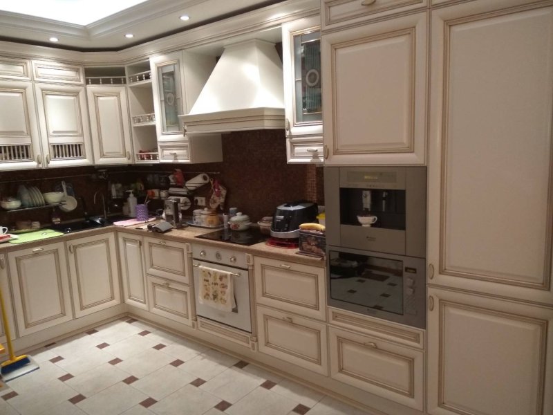 Classic kitchens