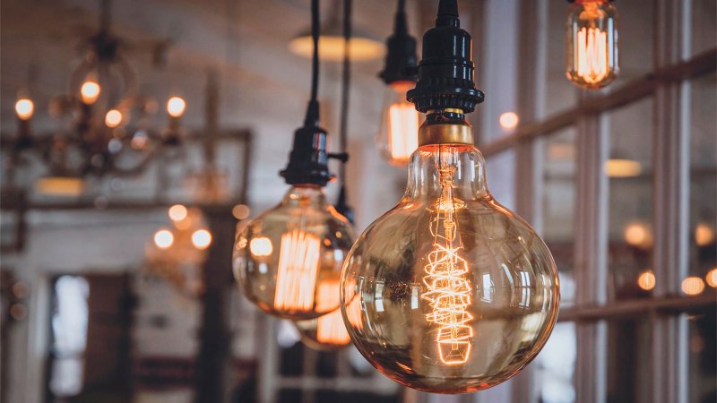 Edison lamps in the interior