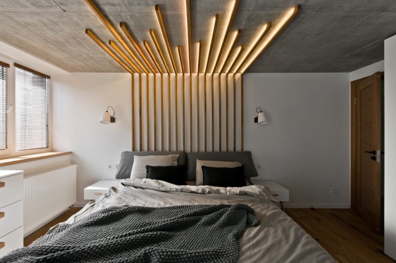 Wall decoration with slats