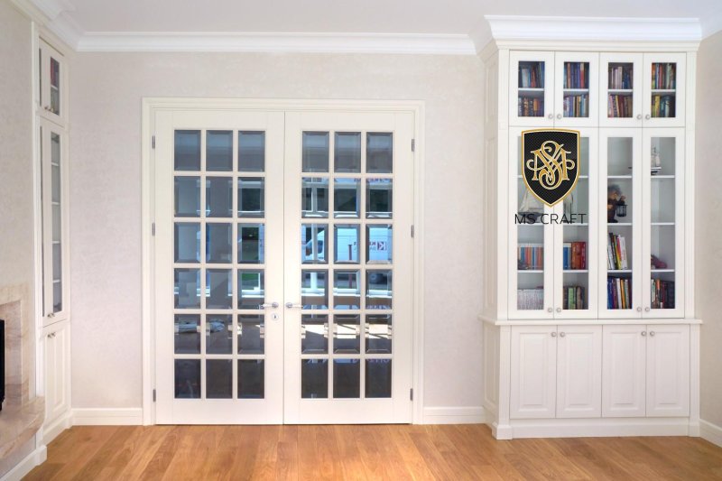 Double -engraved interior doors MR doors