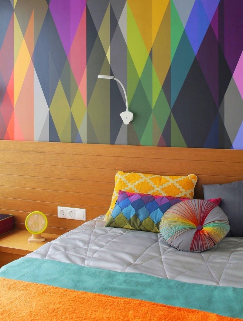 Multi -colored walls