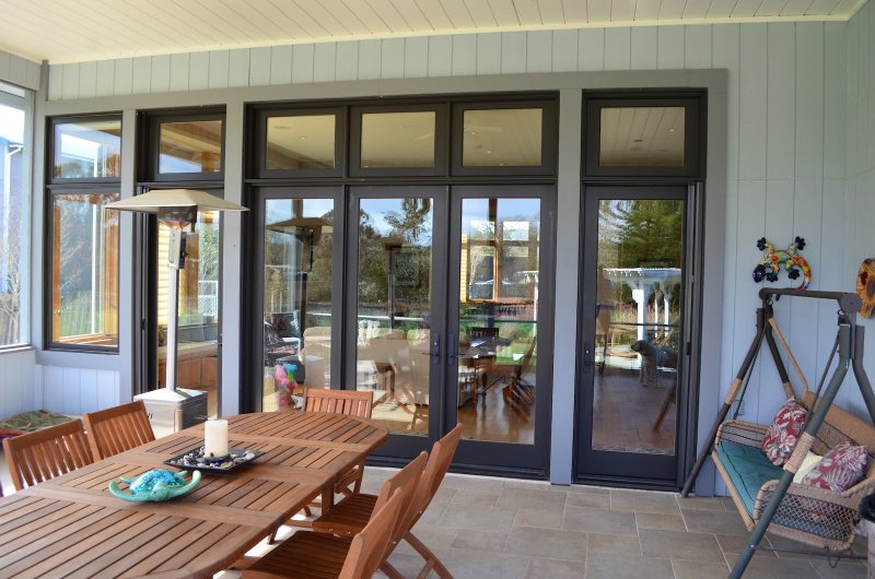 Sliding doors to the terrace