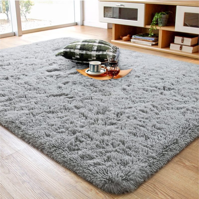 Fluffy carpet