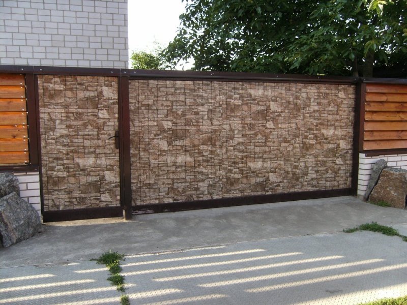 Corrugated board under a stone