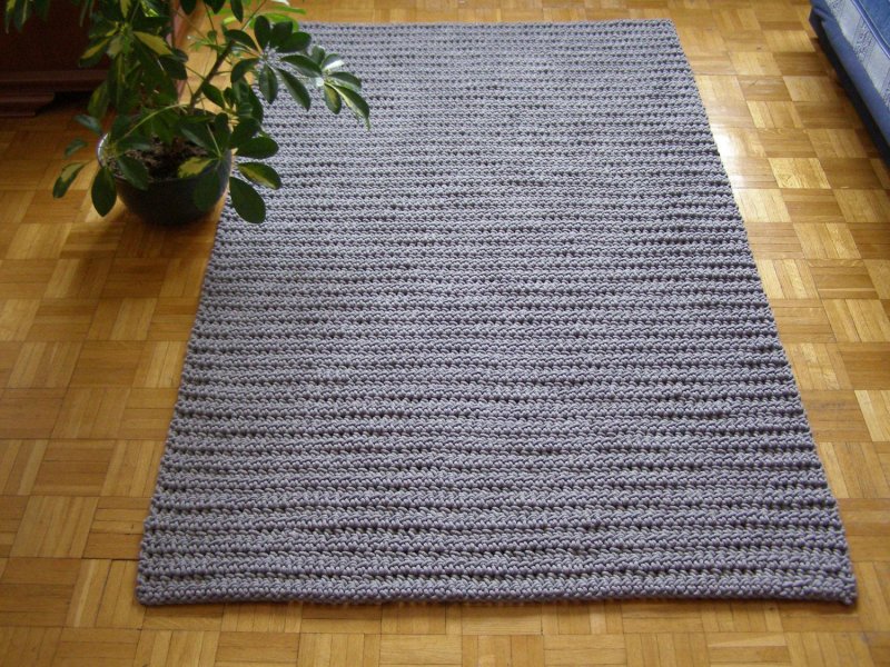 Vinyl wicker carpet