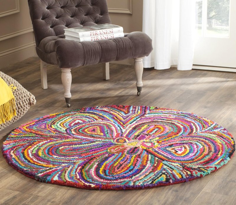 Round rug