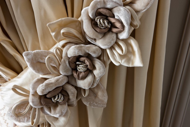 Flowers from fabric for decorating curtains