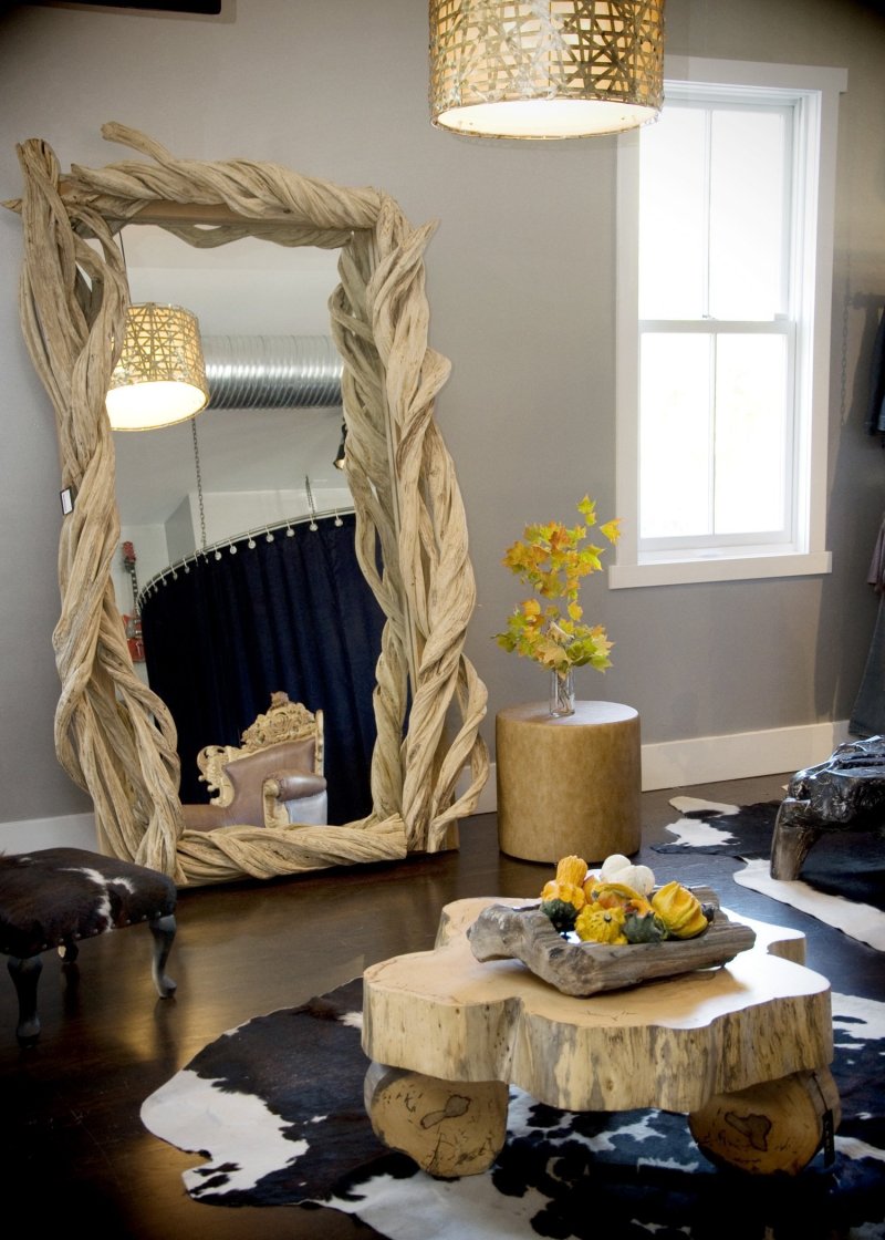 Wood mirror decor