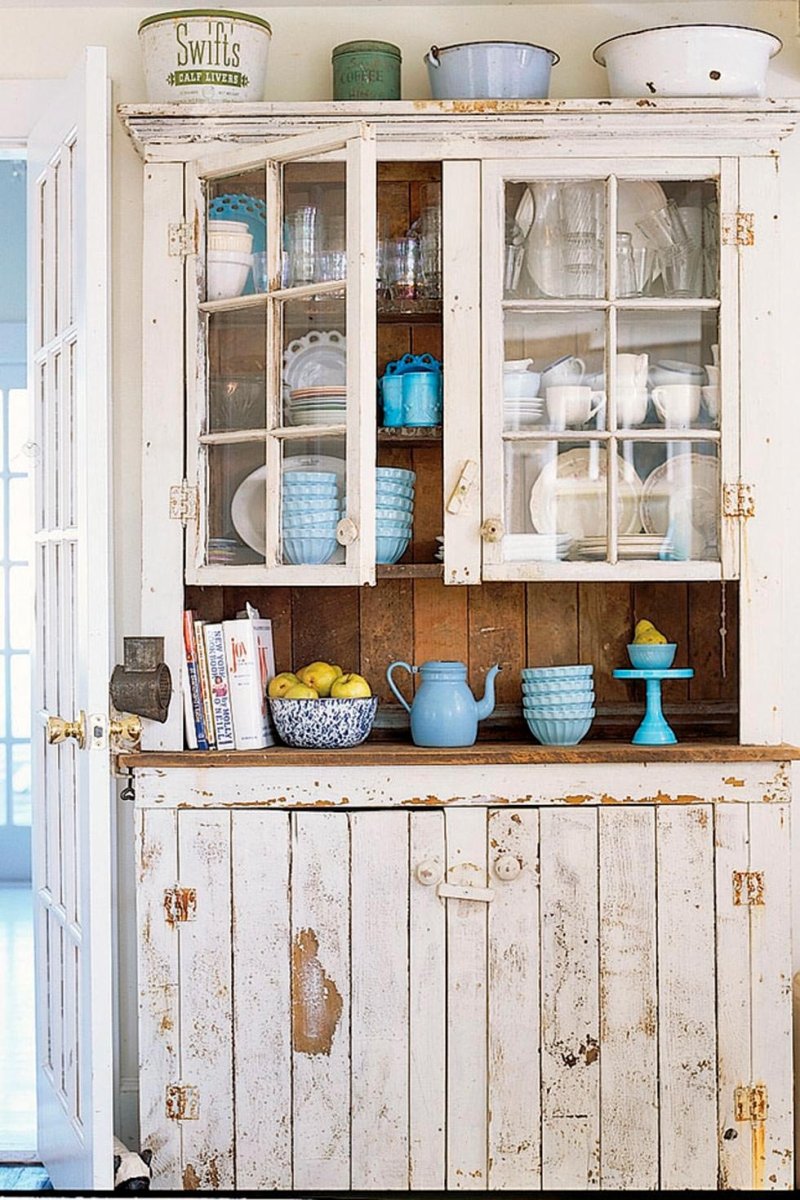 Provence style in the interior of the kitchen