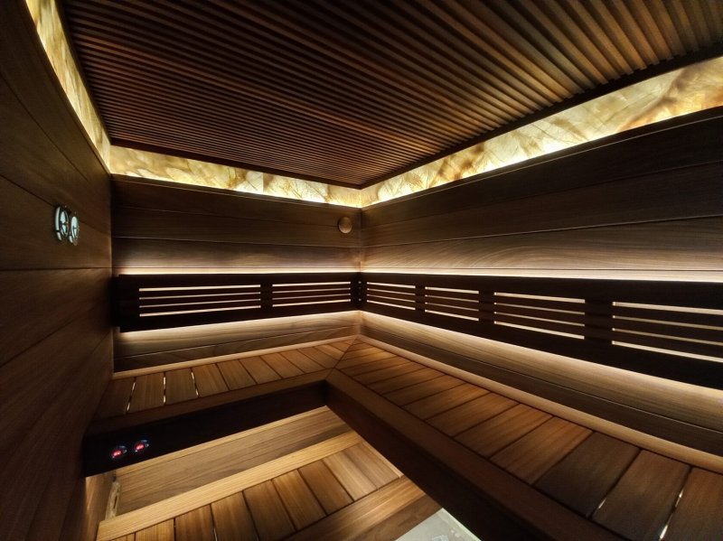 Sauna steam room