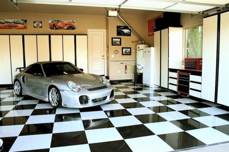 Garage tile