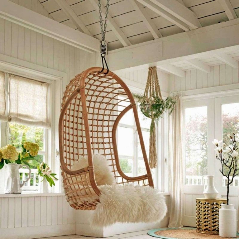 Suspended chair