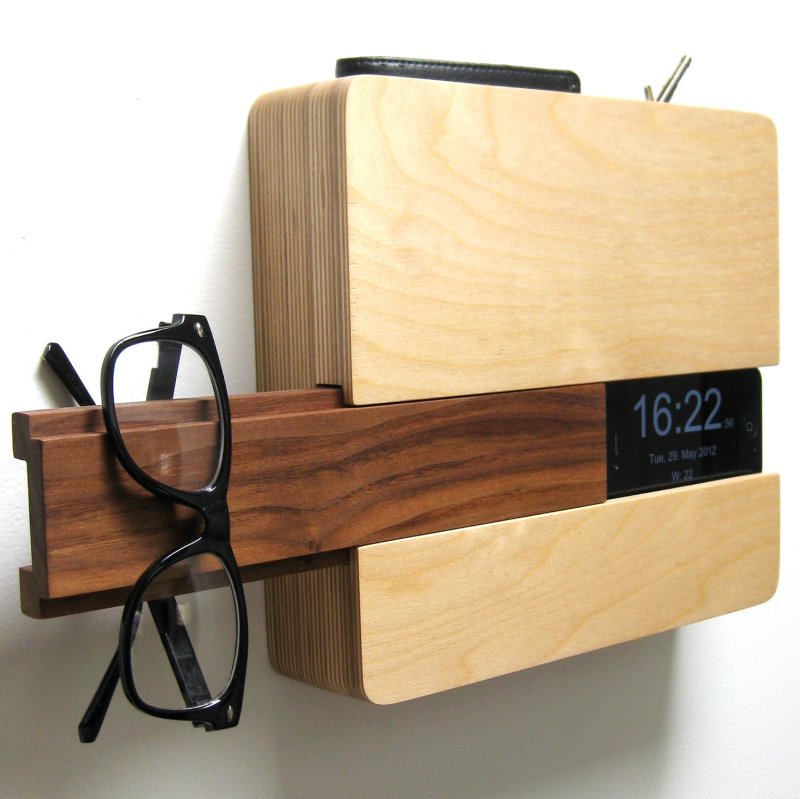 Wood gadget stand