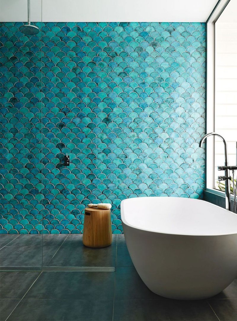 Bathroom turquoise tile