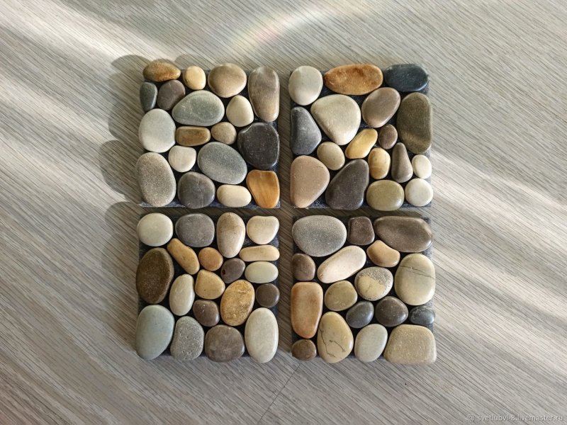 Decorative pebbles