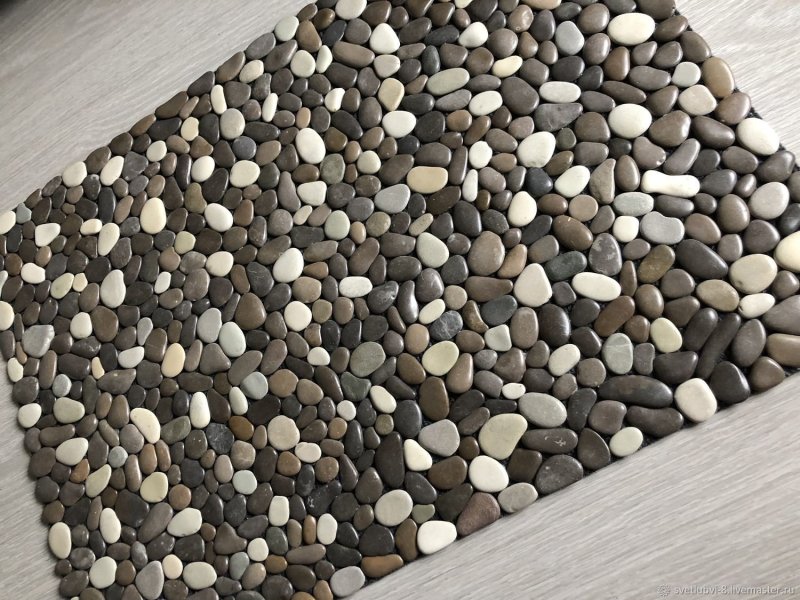 Pebble mat