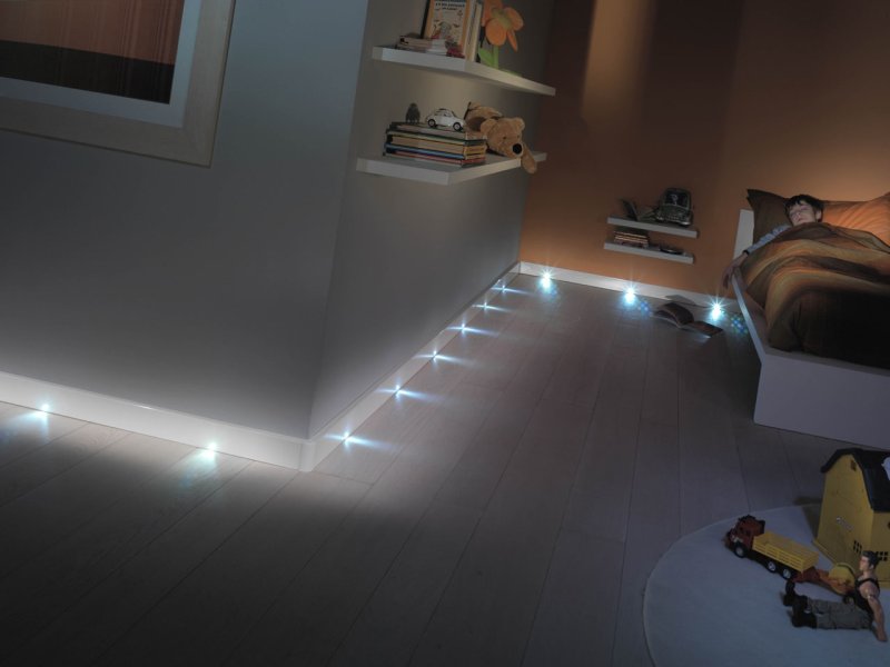 LED belt skirting board