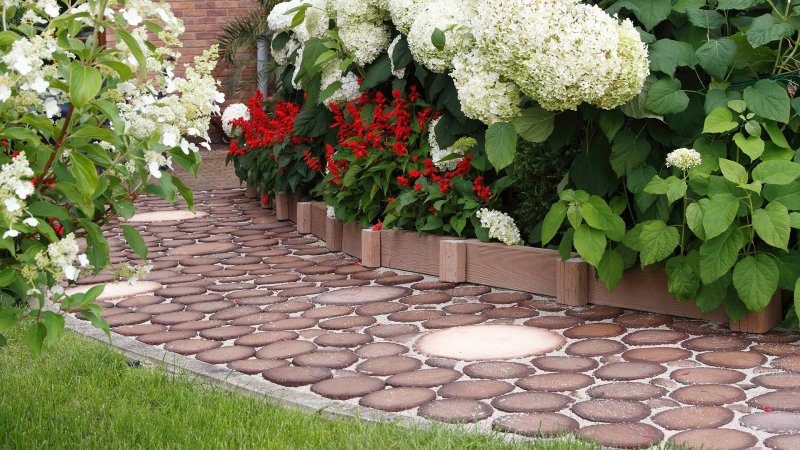 Tile paving of garden paths