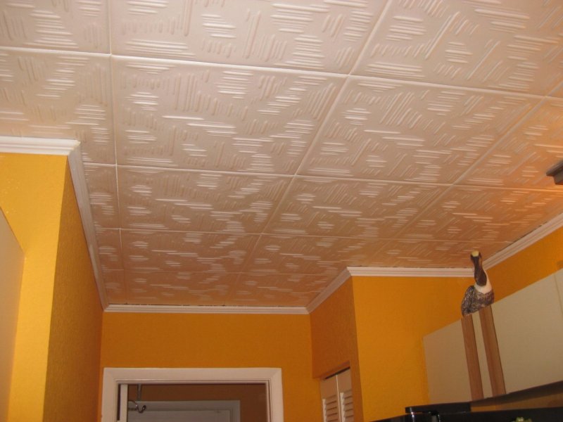 Ceiling tiles