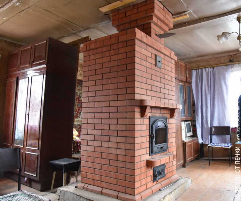 Brick stove Dutch