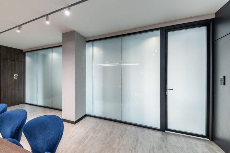 Sliding office partitions