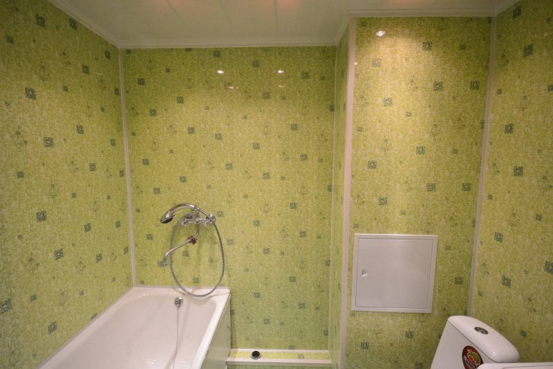 Bath -finishing with PVC panels