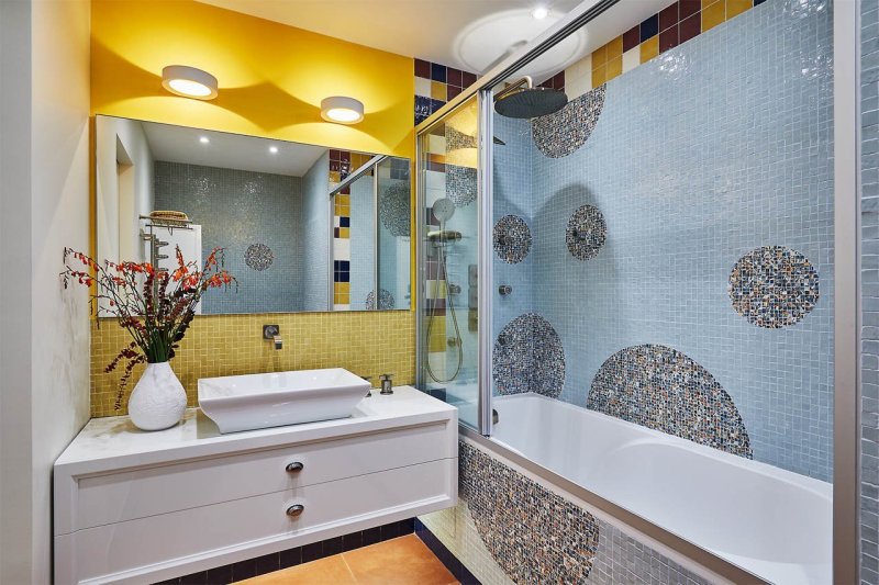 Design of a small bathroom mosaic