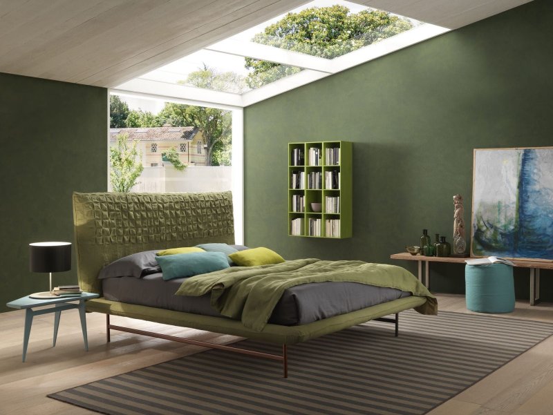 Green bedroom design