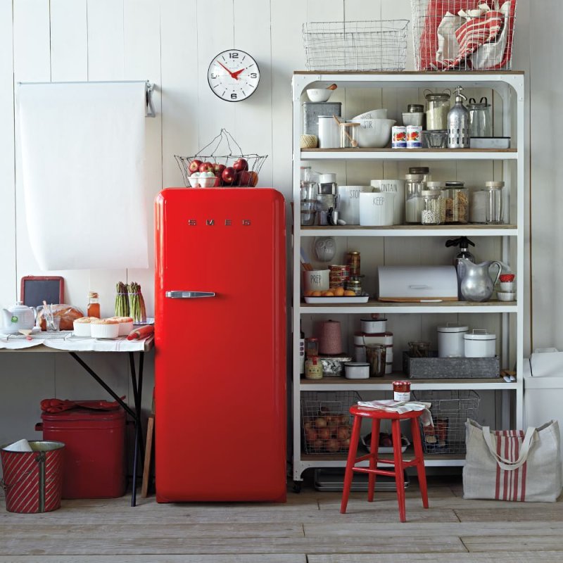 Refrigerator Smeg Retro red