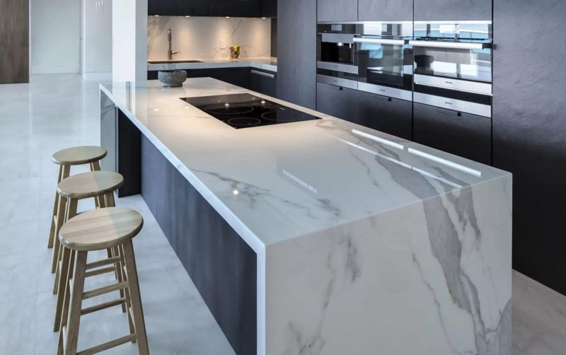 Marble in the interior of the kitchen