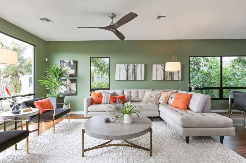 Green chandelier in the interior