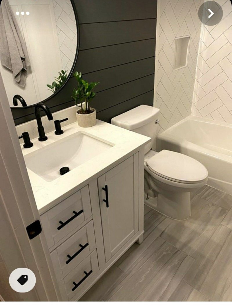 Small bathroom interior