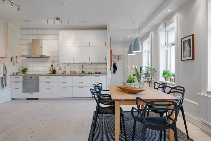 Scandinavian kitchen white