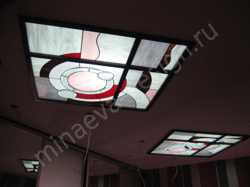 Stained -up aircraft on the ceiling